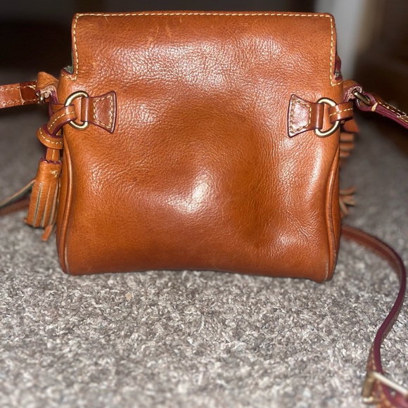 GREAT CONDITION RARE DOONEY AND BOURKE FLORENTINE LEATHER VINTAGE CROSSBODY - Picture 8 of 8